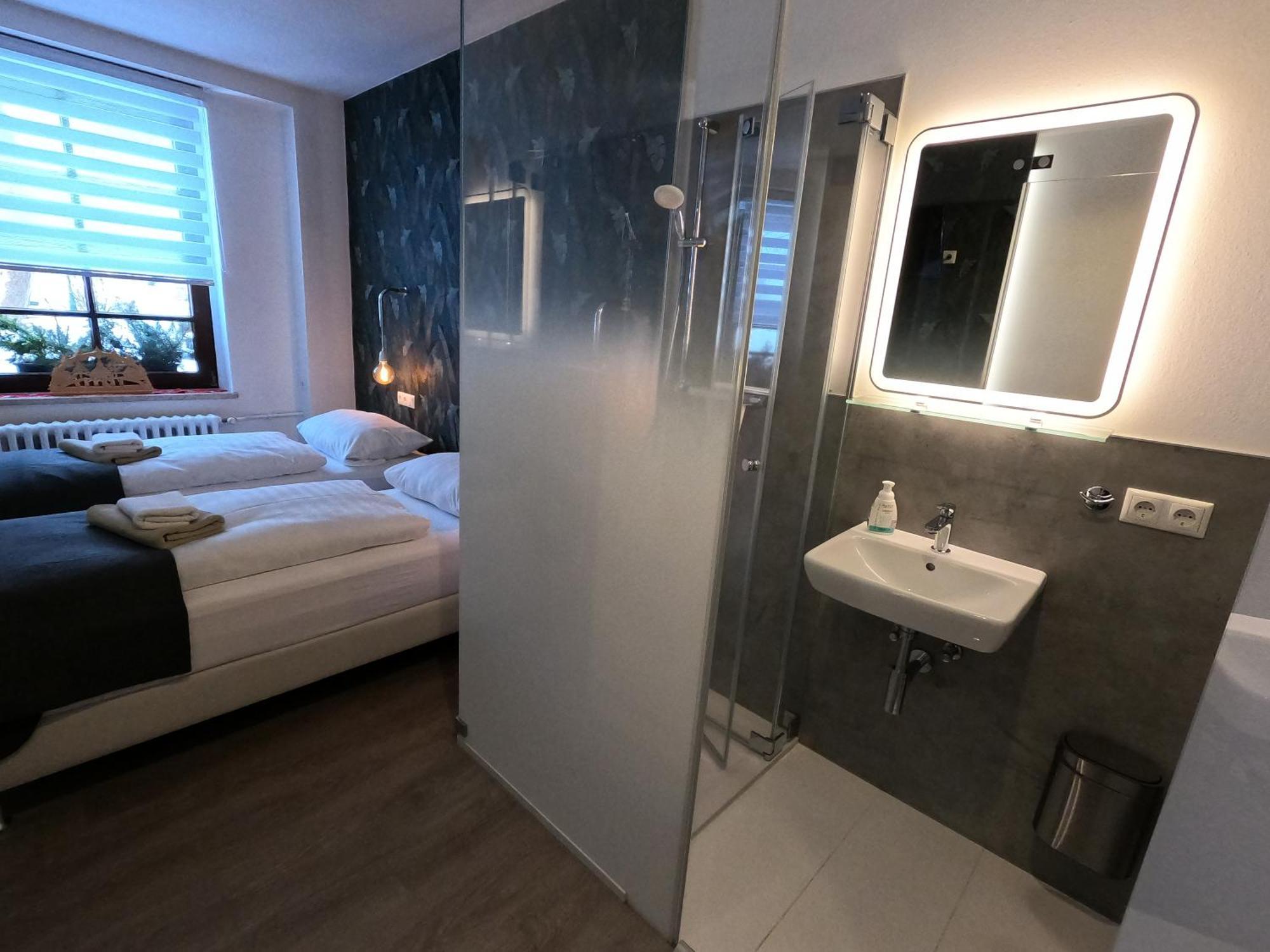 Landgasthof & Hotel Waldeck Treuen Ngoại thất bức ảnh