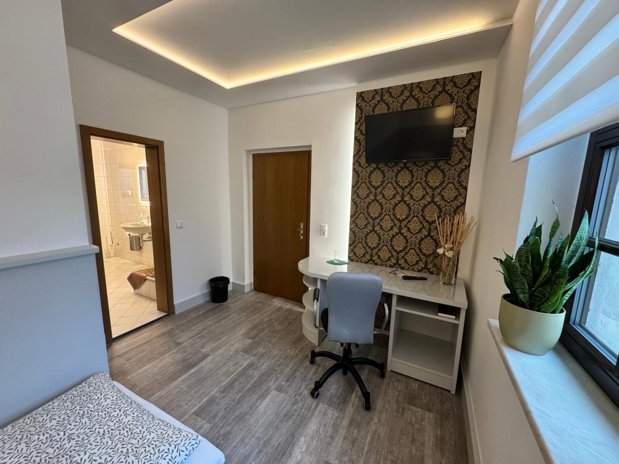 Landgasthof & Hotel Waldeck Treuen Ngoại thất bức ảnh