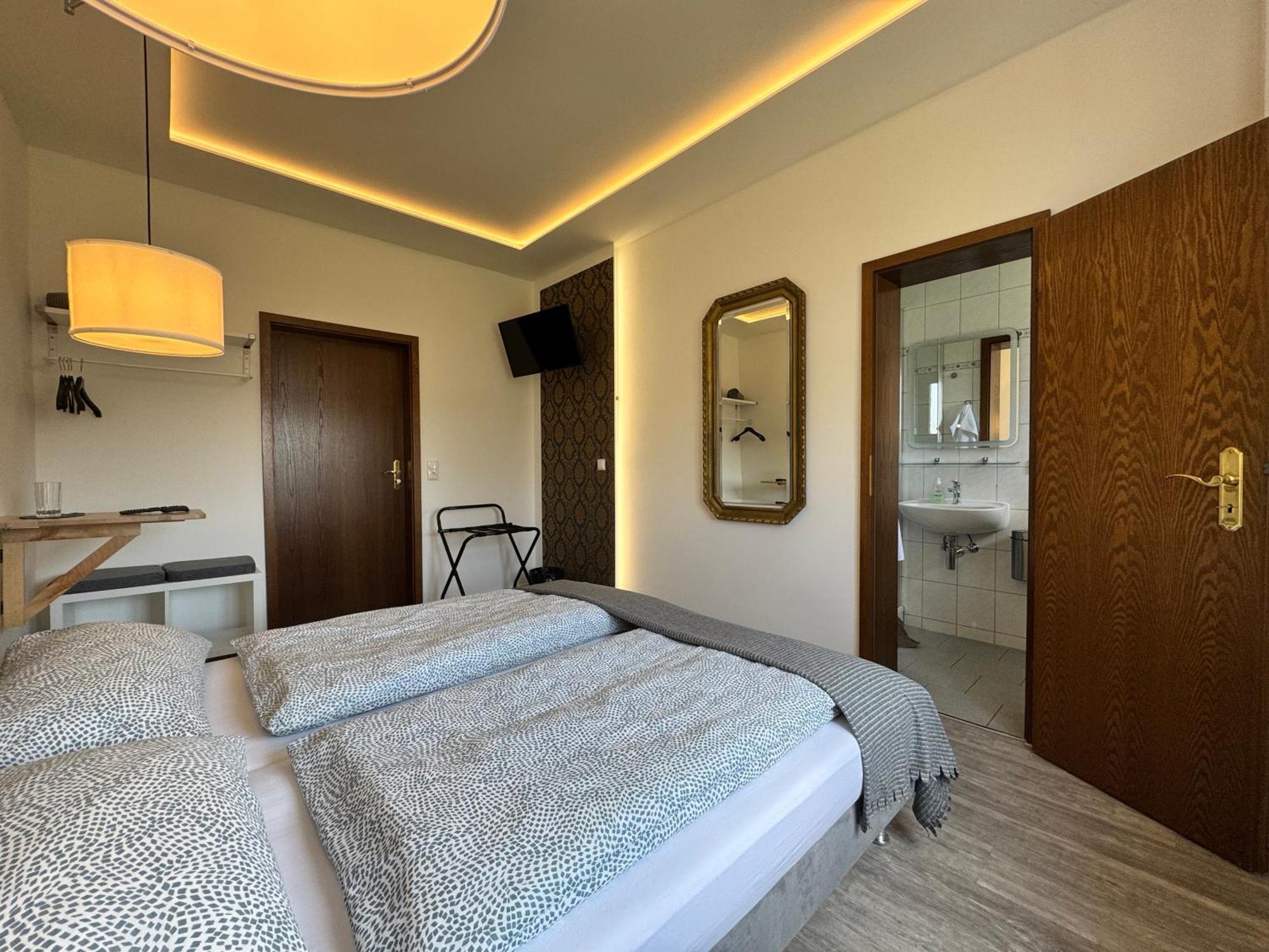 Landgasthof & Hotel Waldeck Treuen Ngoại thất bức ảnh